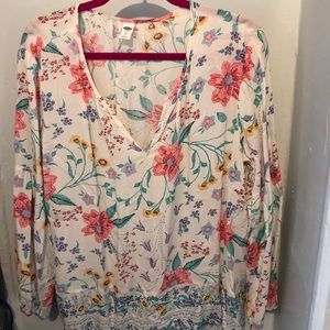 Old Navy long sleeve floral blouse